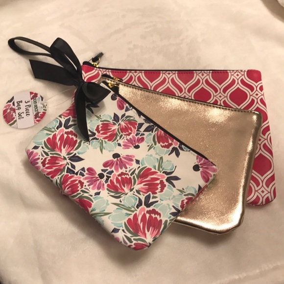 NWT. 3 Piece Cosmetic Bag Set - Picture 1 of 8